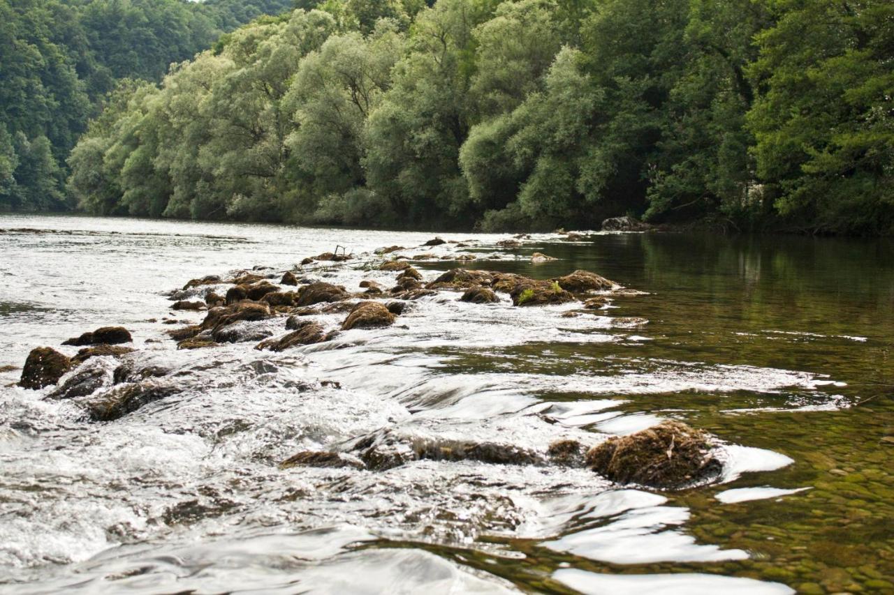 فندق Robinson Camp Kupa - Juratovicki Brig Netretic المظهر الخارجي الصورة